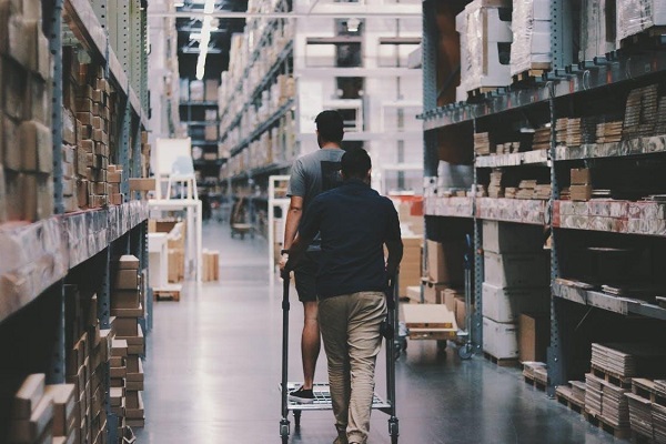 Real-time Inventory Updates b2b ecommerce features