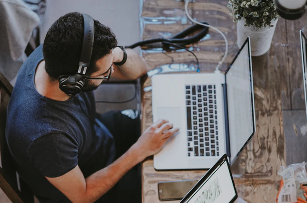Customer Convenience Through Live Chat