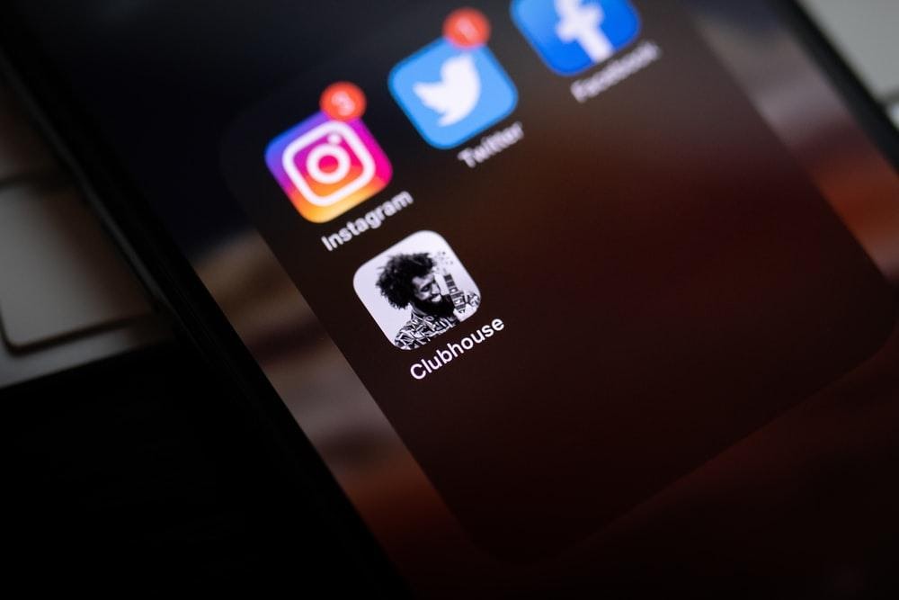 Social Media and Ecommerce Stores